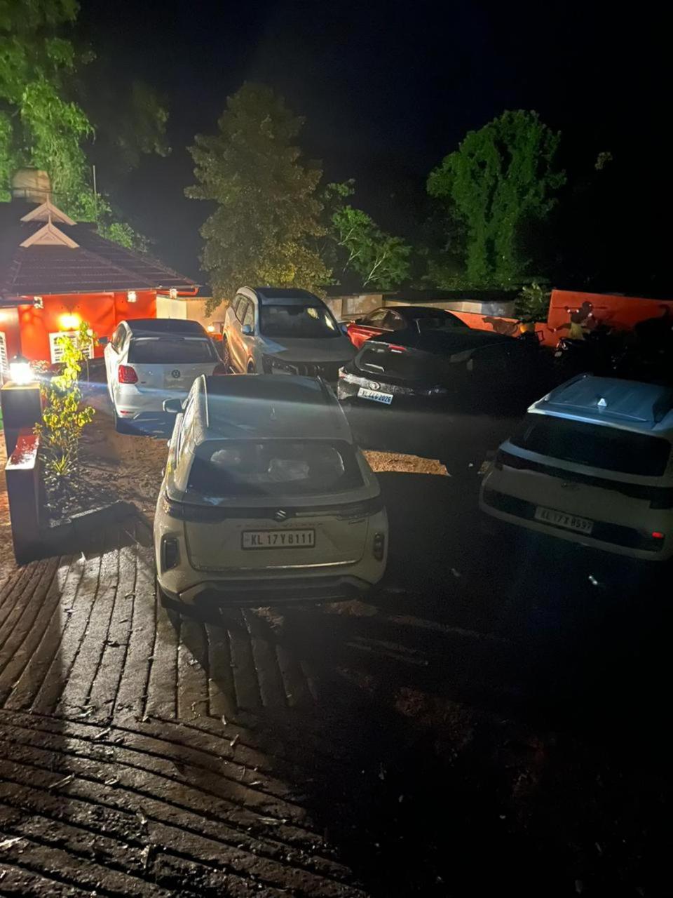 Falcon Riverview Resorts Kuttampuzha Εξωτερικό φωτογραφία
