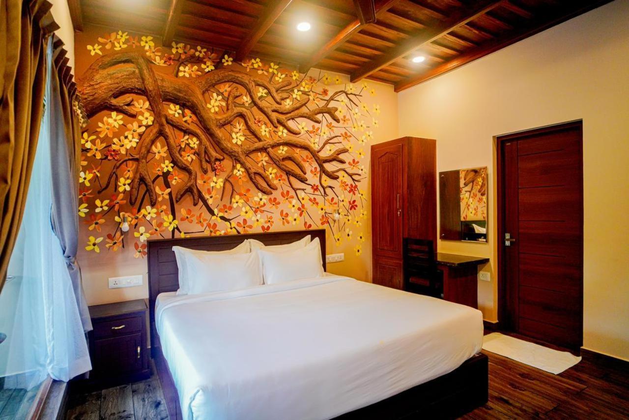 Falcon Riverview Resorts Kuttampuzha Εξωτερικό φωτογραφία