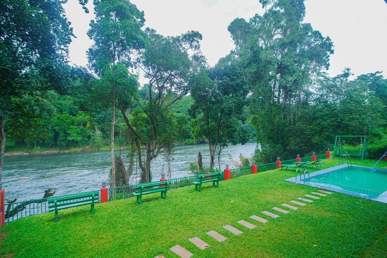 Falcon Riverview Resorts Kuttampuzha Εξωτερικό φωτογραφία